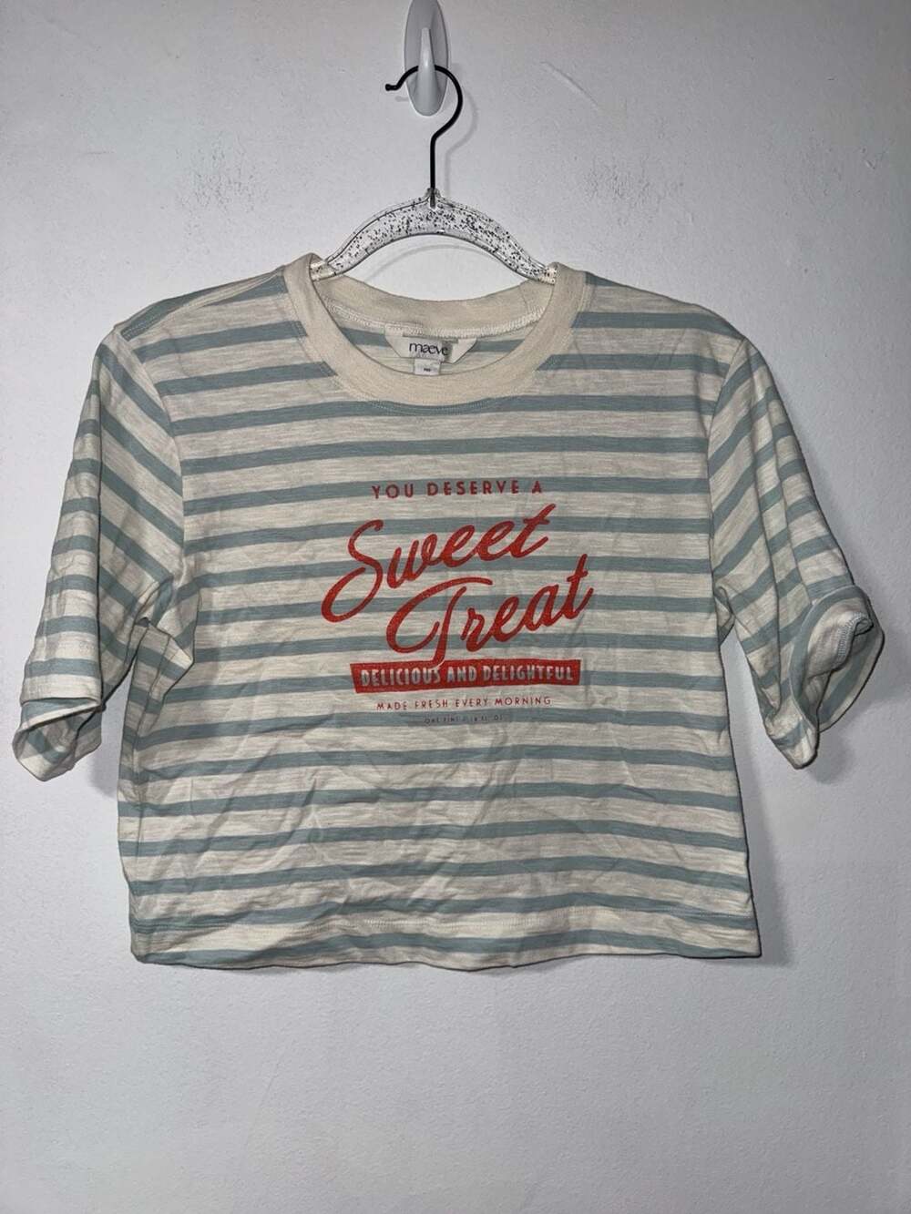 Maeve Blue and White Striped Sweet Treat Graphic Crop T-Shirt XXS